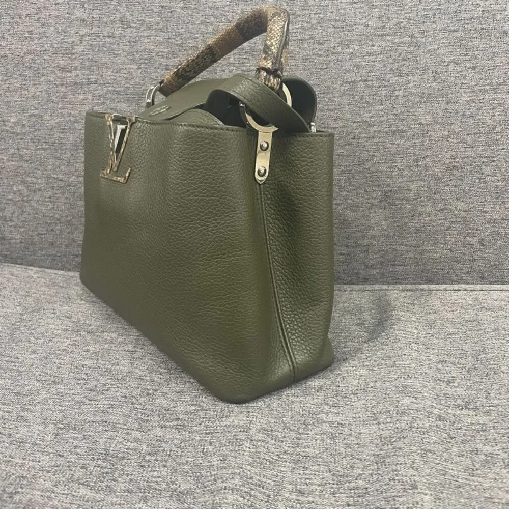 Louis Vuitton Women Pre-Loved Bag Very Good Condition